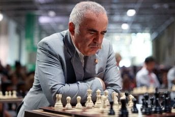 Rusija izdala nalog za hapšenje Kasparova: Kažu da 'opravdava terorizam'