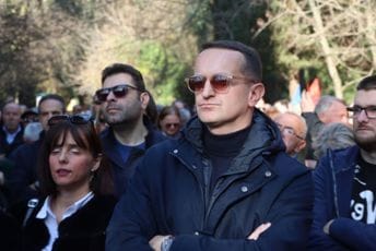 Đuričković pita BS: Ako je Mandić neprihvatljiv u Skupštini, kako je NSD prihvatljiv u Vladi?