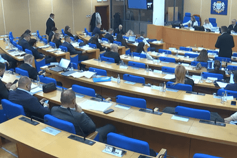 Pokret za Podgoricu otišao iz sale: Većina za budžet zavisi od kuhinja u suterenu zgrada?