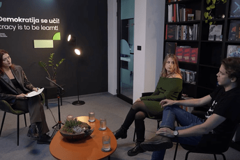 Cicvarić i Rastoder: Nenasilni karakter protesta povećava njihovu snagu, jer vlast ne zna kako da odgovori na mirne demonstracije