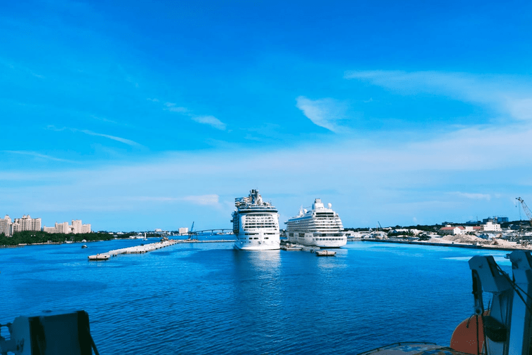 Kartolina sa Kariba: Dva mala holandska porijekla