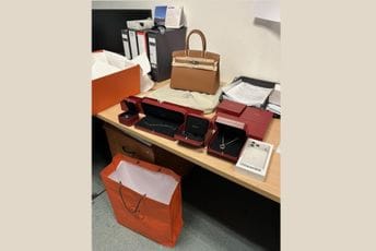 Aerodrom Podgorica: Nikšićanin pokušao da  prokrijumčari luksuznu robu vrijednu preko 20.000 dolara