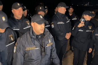 Mještani se okupili u Botunu: Komunalna policija ih pozvala da se raziđu, oni odbili