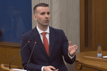 Spajić: Nećemo prihvatiti ideju o centrima za migrante u Crnoj Gori