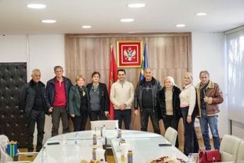 Raičevićsa zaposlenim završavaju službu u Opštini Bar: Dali značajan doprinos