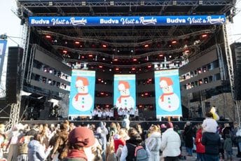 Budva: Najmlađi već proslavili Novu godinu