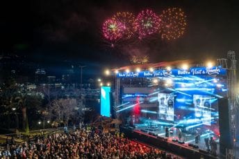 (FOTO/VIDEO) Bijelo dugme, Perper i CHEGI bend priredili nastupe za pamćenje: Zbog nevremena otkazani večerašnji nastupi