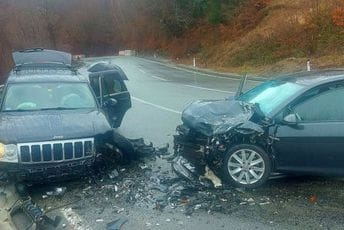 Sudar u mjestu Krstac, više osoba povrijeđeno