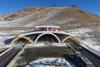 Kina: Otvoren tunel duži od 22 kilometra