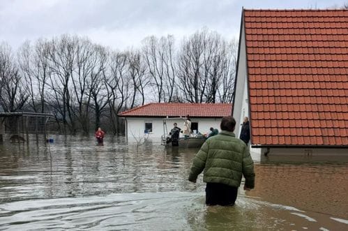 Velika šteta za azil Pet-a-tet od poplava, spašene sve životinje