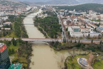 Pogledajte kako Sastavci i Morača izgledaju danas iz vazduha (FOTO)