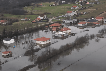 Pogledajte snimak poplavljenih područja iz vazduha: MUP objavio presjek stanja