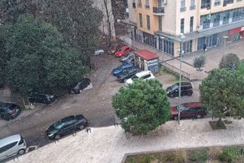 Snijeg pada i u Podgorici (VIDEO)