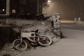 Teške nepogode u Francuskoj: Ljudi završili u bolnicama, oko 350.000 stanovnika bez struje