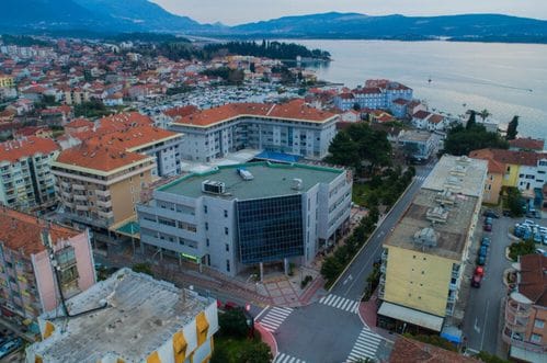 Tivćanin lišen slobode zbog prijetnji novinarki Standarda i mještanki Dragalja