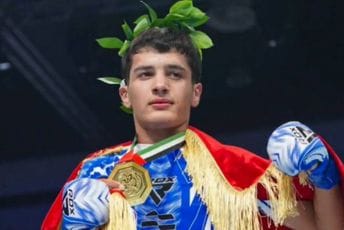 Stradao maloljetni MMA borac: Izboden nožem u klubu Stradao maloljetni MMA borac: Izboden nožem u klubu