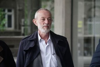 Preminuo režiser i učitelj glume Miroslav Mika Aleksić, osumnjičen za zlostavljanje polaznica