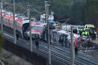Španija: U sudaru vozova poginulo 39 ljudi, sindikat u avgustu pisao o stanju pruge na kojoj se desila tragedija (FOTO / VIDEO)