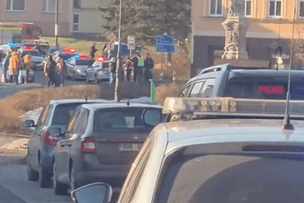 Masakr u zgradi opštine u Češkoj: Ubijena žena, likvidiran napadač, više ranjenih