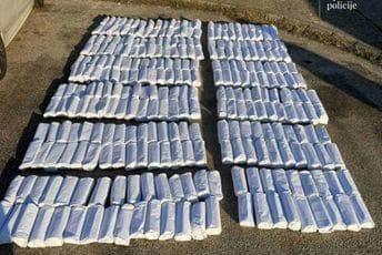 Tuzi: Uhapšen maloljetnik, zaplijenjeno 150 kilograma rezanog duvana