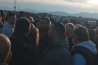 Botunjani protestuju na lokaciji za izgradnju postrojenja: "Blokade u Podgorici nisu dale rezultate, usmjerićemo pritisak na izvođače radova"