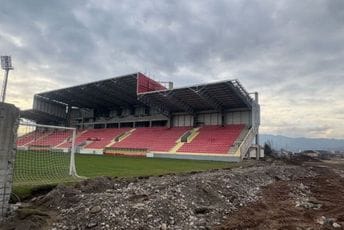 (VIDEO) Počelo uklanjanje reflektora na DG areni