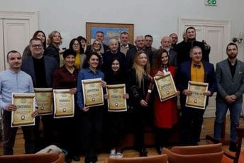 Uručene nagrade Društva crnogorskih novinara: "Crnogorac" Slobodanu Vukoviću, među laureatima urednica i kolumnista Analitike
