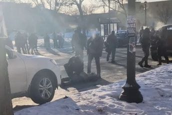 (VIDEO) Novi incident u Minesoti: Agent ICE-a upucao čovjeka; Guverner Trampu: Dosta je