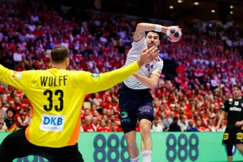 Veliki obrt: Njemci i dalje stopostotni, ubojiti 'trikolori' dali 46 golova, Danska otpisala Španiju Veliki obrt: Njemci i dalje stopostotni, ubojiti 'trikolori' dali 46 golova, Danska otpisala Španiju