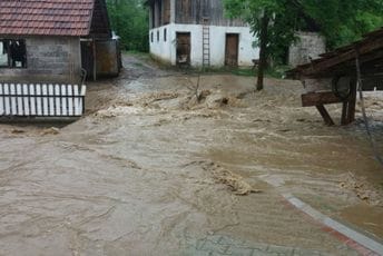 Haotično u Srbiji: U više sela nadomak naše granice proglašena vanredna situacija