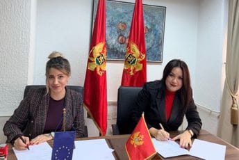 Korak ka jačanju transparentnosti institucije: Uprava carina i CEDEM potpisali memorandum o saradnji