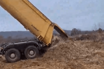 Piperi: Mještani ogorčeni zbog odlaganja životinjskog otpada, ističu da im je ugroženo zdravlje