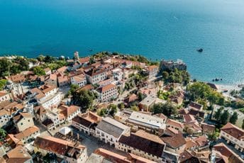 Usred rata: Na današnji datum u Herceg Novom razgovarali ministri Crne Gore i Hrvatske