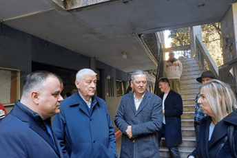 Struka: Stanari mogu da žive u zgradi koja klizi, neophodna hitna sanacija