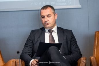 Šćekić: Za Medenicom raspisati potjernicu, uhapsiti i sve pomagače