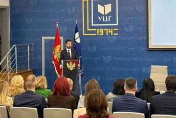 Milatović na UCG: Patriotizam se mjeri obrazovanjem, radom i poštovanjem zakona