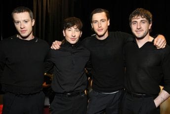 Objavljena prva fotografija glumaca koji tumače uloge Beatlesa