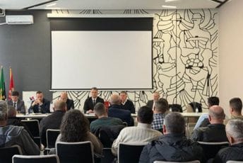 Laković i Bokan sa pljevaljskim poljiprivrednicima: Pokrenuta inicijativa za formiranje otkupnog centra Laković i Bokan sa pljevaljskim poljiprivrednicima: Pokrenuta inicijativa za formiranje otkupnog centra