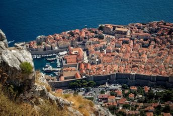 Dubrovnik: Uhapšen Crnogorac, terete ga da je prevario 98-godišnjakinju i uzeo joj 10.000 eura