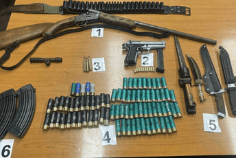 Kod Beranca pronađeno oružje i noževi, kod Plavljanina tablete