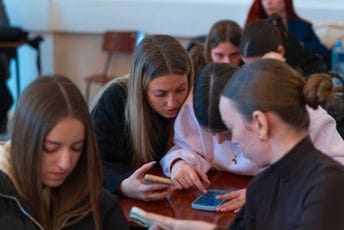 Plaćanja bez granica: SEPA sistem predstavljen učenicima u Pljevljima