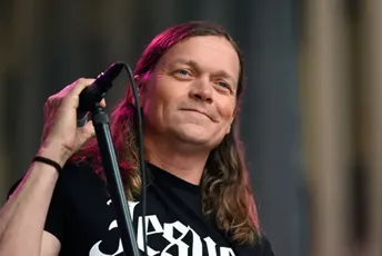 Odlazak harizmatičnog rok frontmena: Preminuo Bred Arnold