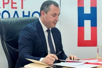 Šćekić: Sačuvajte većinu u Podgorici, ne rušite ono što su građani čekali decenijama