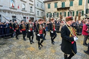 Bokeljska mornarica spojila generacije u čast Svetog Tripuna