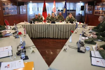 Skadar: Počeo sastanak čelnika albanske, hrvatske i kosovske vojske