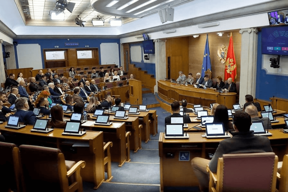Od danas u Skupštini djeluje poslanički klub 