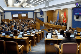 Analiza CGO: Nikolić, Mugoša i Anđušić najaktivniji u plenumu, Stojović za tri godine govorio svega 15 minuta