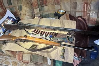 Uhapšen Danilovgrađanin: Oduzete dvije puške, municija i predmet nalik na eksplozivnu napravu