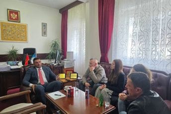 Jakić: Odluke mladih ljudi da ovdje grade život najljepša potvrda da Šavnik ima perspektivu Jakić: Odluke mladih ljudi da ovdje grade život najljepša potvrda da Šavnik ima perspektivu