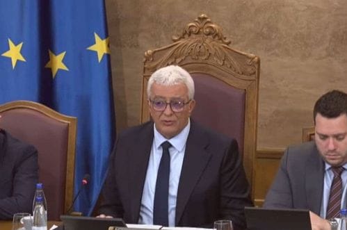 Mandić podržao Bratić: Ako neko zloupotrebljava vlast desiće se isto što se desilo onima koji su olako stavljali drugima lisice na ruke